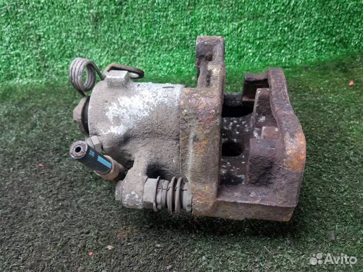 Суппорт задний правый Opel Zafira B (2005-2012)