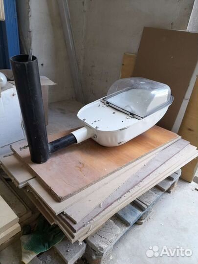 Фонарь уличный