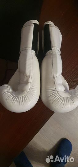 Боксерские перчатки ultimatum 16 oz