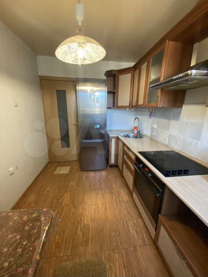 2-к. квартира, 48 м², 3/10 эт.