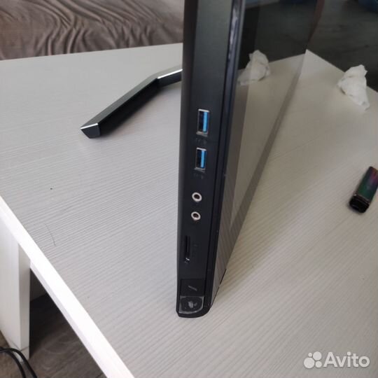 Сенсорный моноблок Asus