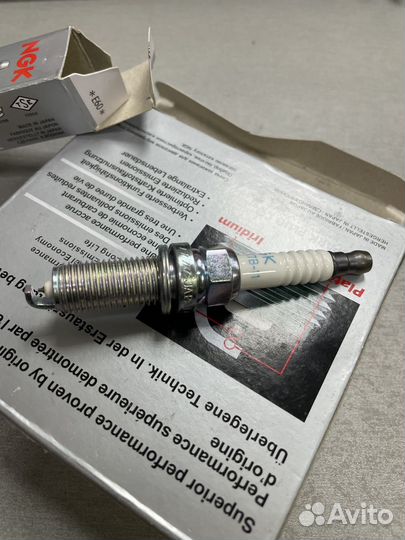 Свечи зажигания ngk 4912 за 4шт