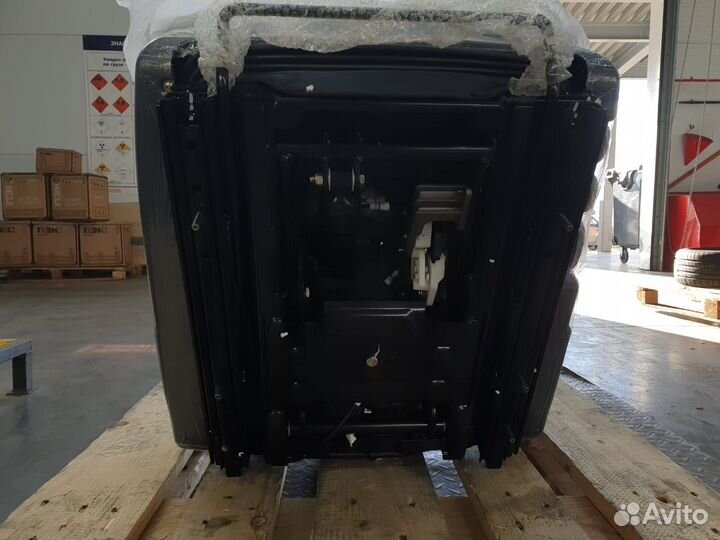 Водительское сиденье наводухе