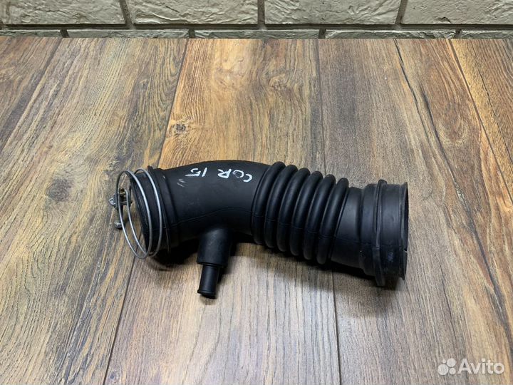 Toyota Corolla E15 Патрубок воздушного фильтра