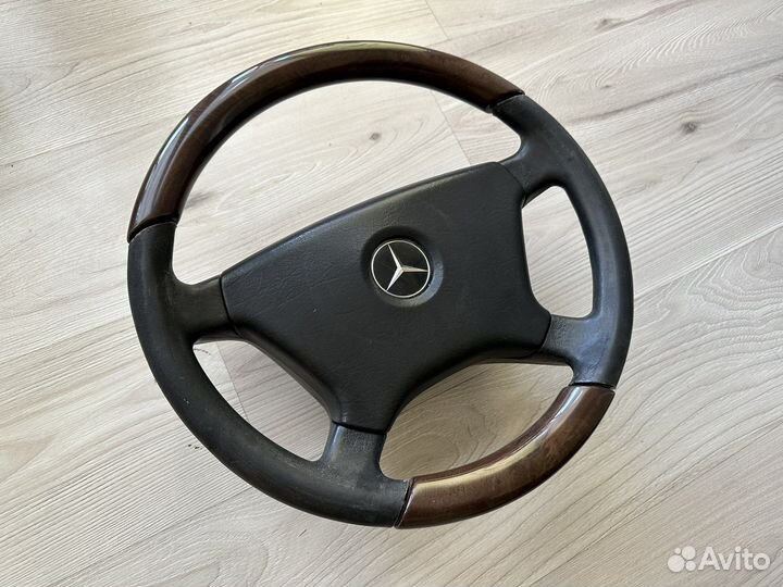 Руль с деревянными вставками mercedes дорест