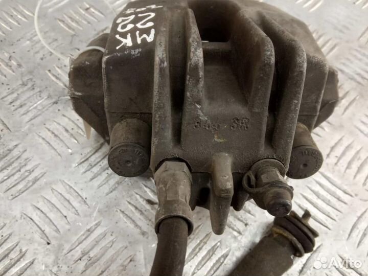 Суппорт задний левый BMW 5-Series/M5