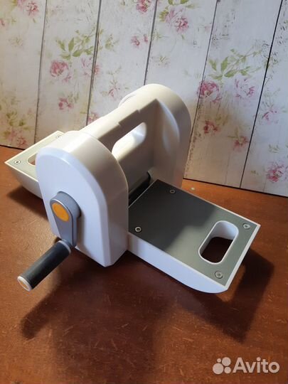 Машинка для вырубки и тиснения