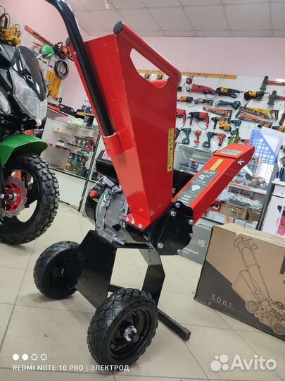 Измельчитель веток бензиновый Brait ивб750 7л.с