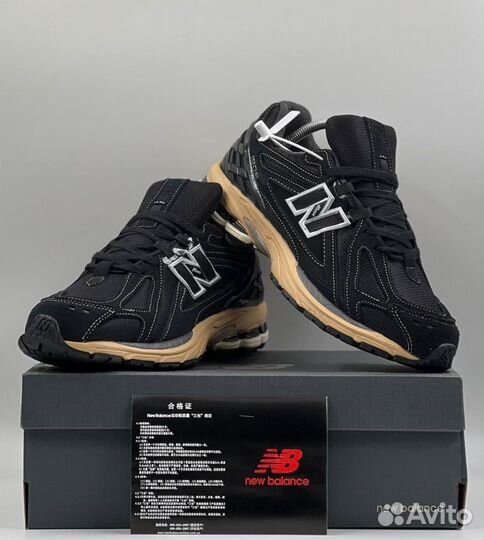 Мужские кроссовки New Balance 1906R Black