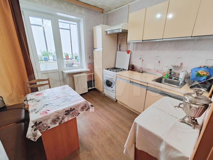 2-к. квартира, 53 м², 3/5 эт.