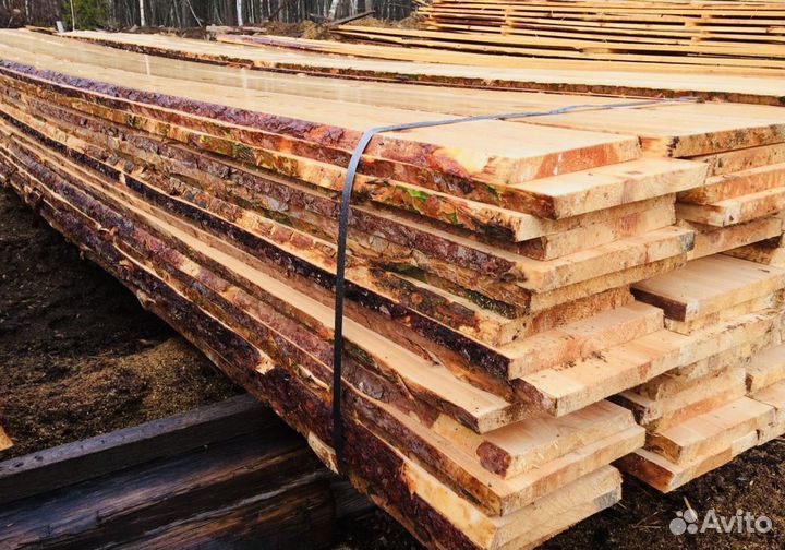 Доска необрезная декоративная строганая