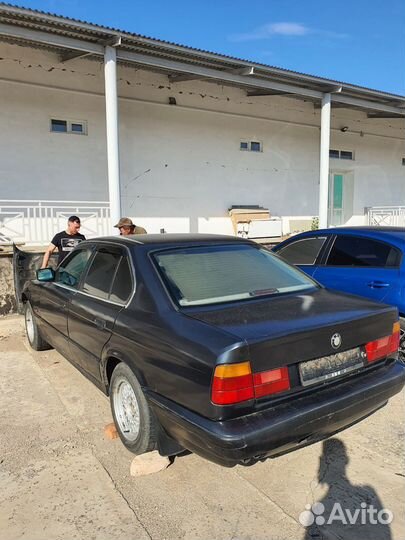 BMW 5 серия 2.5 МТ, 1992, битый, 400 000 км