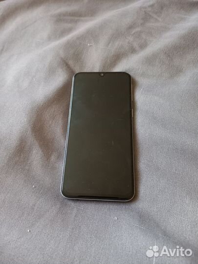 Samsung Galaxy A40, 4/64 ГБ