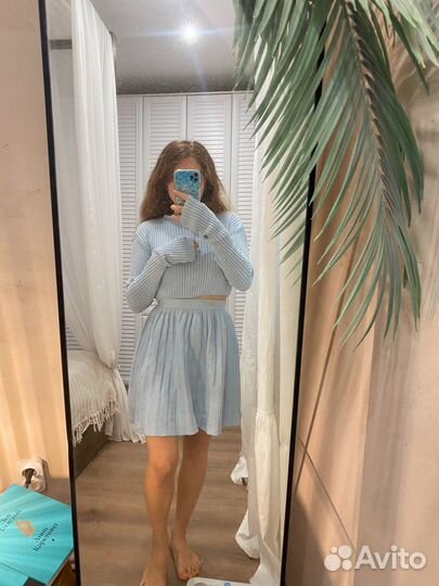 Трикотажный костюм с юбкой Garage of the day