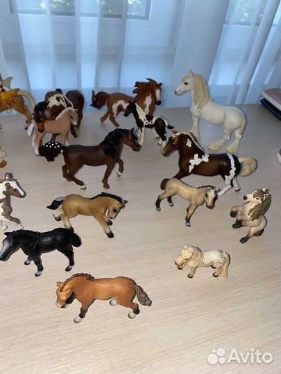 Фигурки лошадей schleich