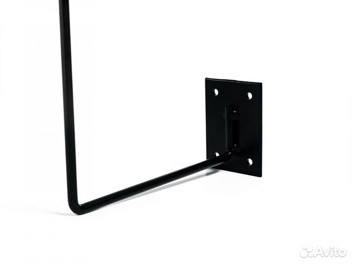 Вешалка для шлемов, головных уборов