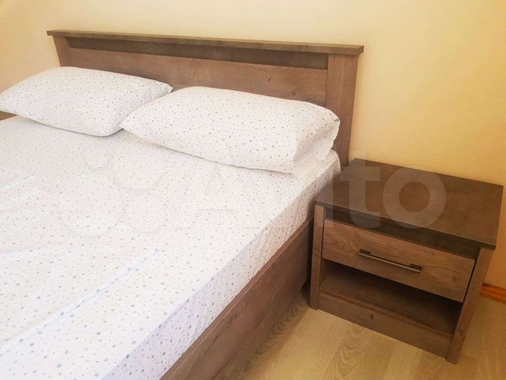 2-к. квартира, 90 м², 1/2 эт.