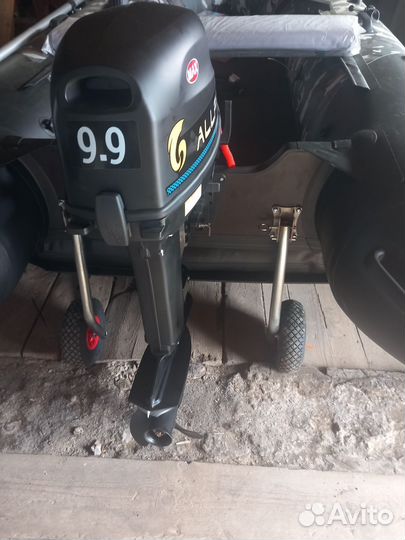 Лодочный мотор