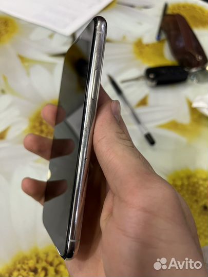 iPhone 11 Pro, 64 ГБ