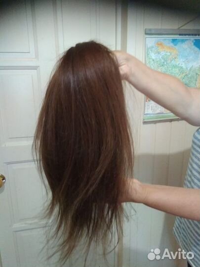 Шиньон натуральный.Парики