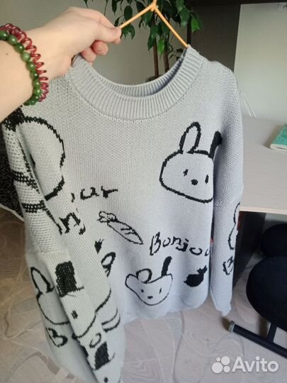 Кофта с зайчиками