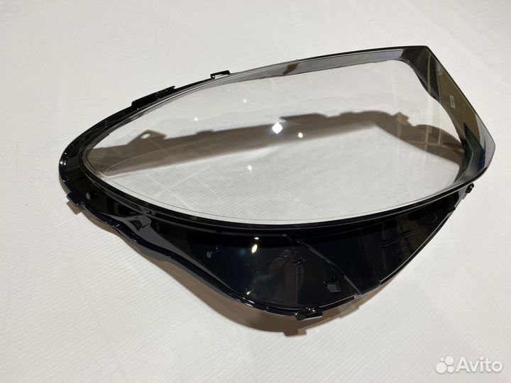 Правое стекло фары Mercedes W213 дорестайлинг