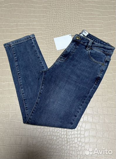 Джинсы женские Chanel