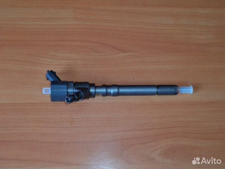 Форсунка для Sportage Santa Fe D4EA 2.0 3380027000