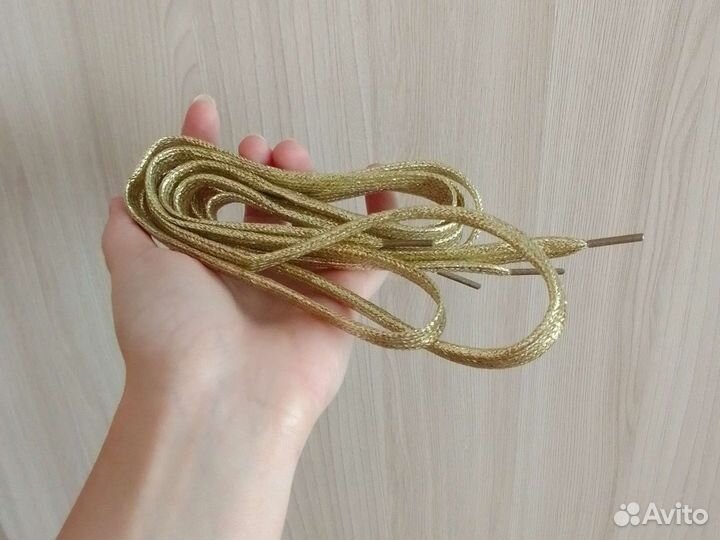 Золотые шнурки для обуви новые, 116 см