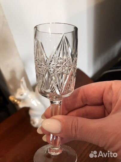 Хрустальные рюмки советских времен