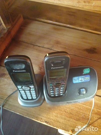 Радиотелефон 2 трубки