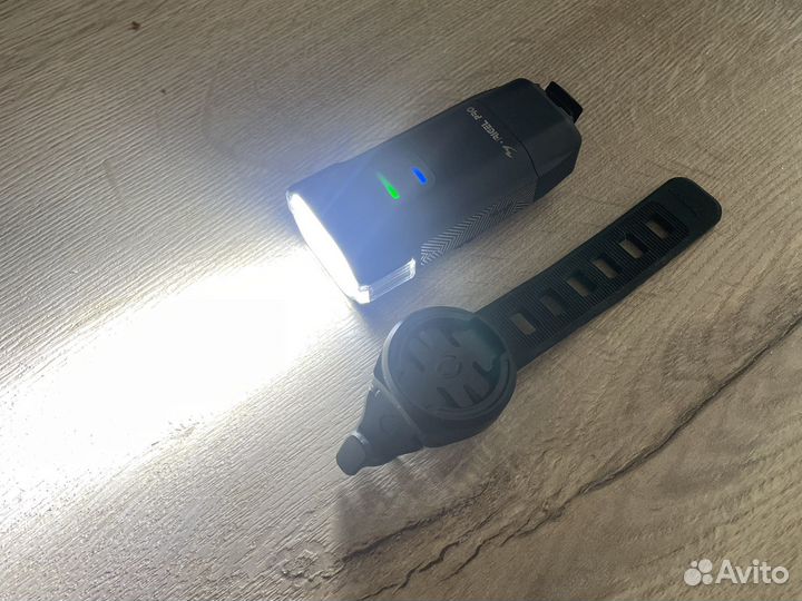 Велосипедный фонарь