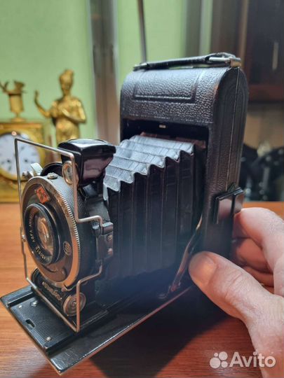 Старинный пленочный фотоаппарат Agfa