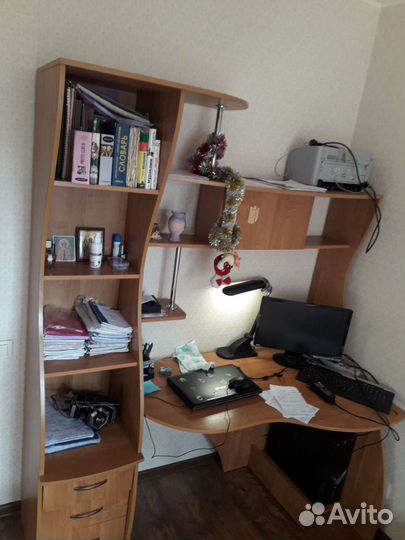 Компьютерный стол