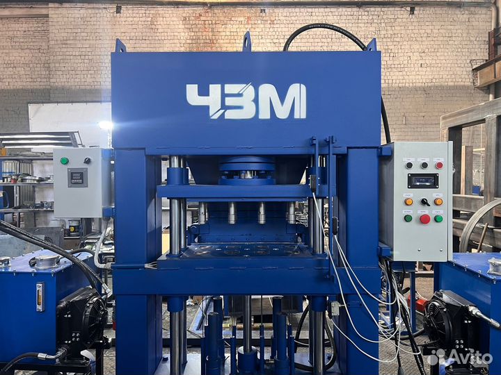 Пресс для производства штампованных и таблетирован