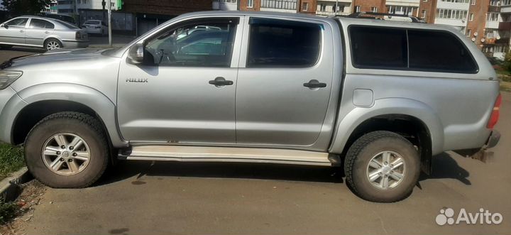 Toyota Hilux 2.5 МТ, 2012, 200 000 км