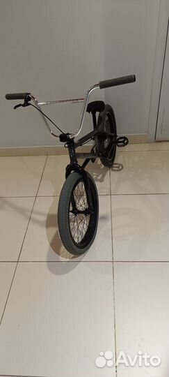 Трюковой велосипед BMX