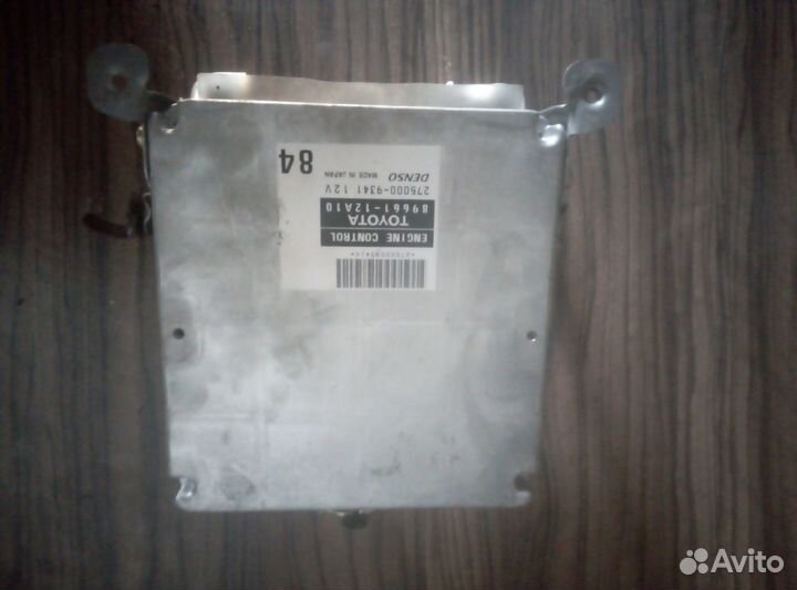 Блок управления двигателем Toyota Corolla 120