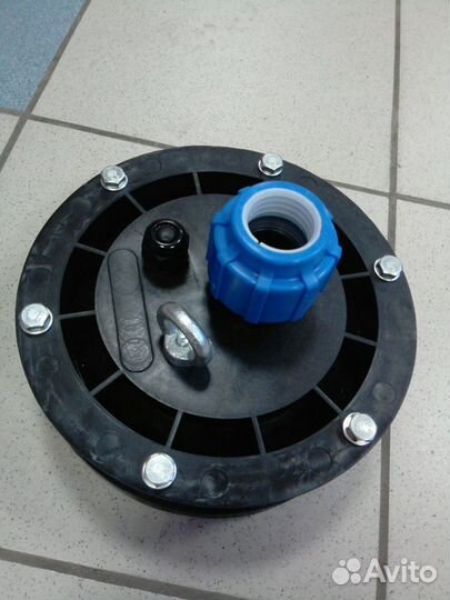 Оголовок скважинный