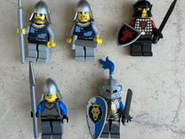 Lego minifigures castle 7038