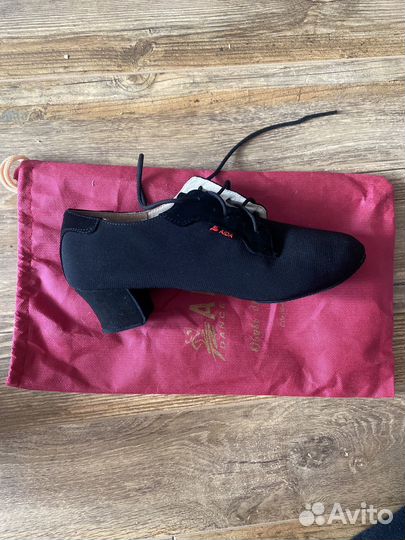Танцевальная обувь Аида