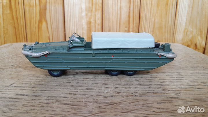 Dukw 353 Американская амфибия 1941 г. 1\72