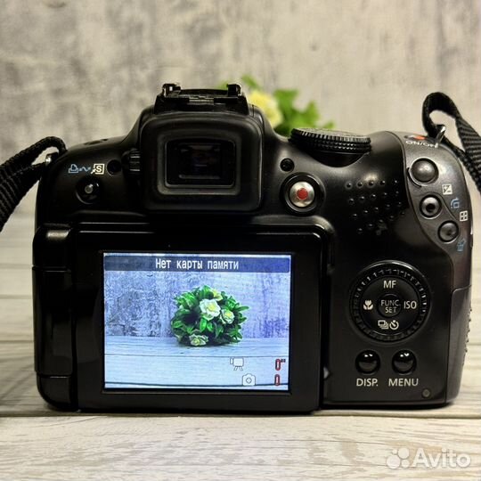 Компактный фотоаппарат Canon SX10