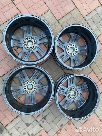 R17 Yokohama BluEarth-XT AE61 235/65, PCD 5x108 DIA 63.3