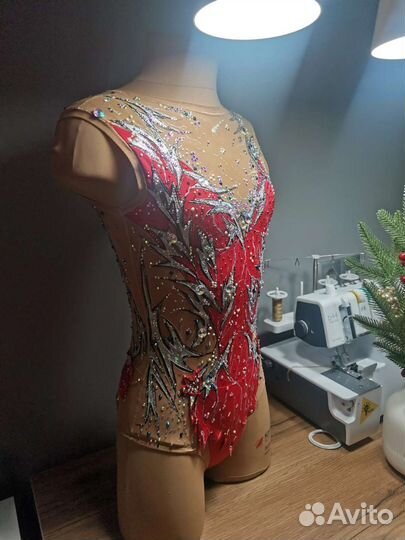 Купальник для художественной гимнастики