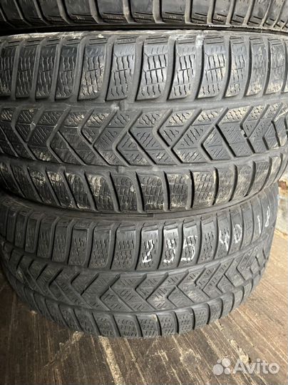 Pirelli Winter Sottozero 3 235/40 R18