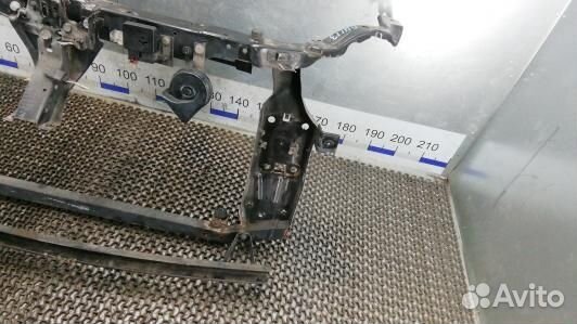 Передняя панель крепления облицовки (телевизор) ni