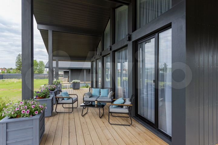 Коттедж 162 м² на участке 6 сот.