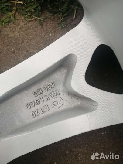 Комплект колес на mitsubishi outlander