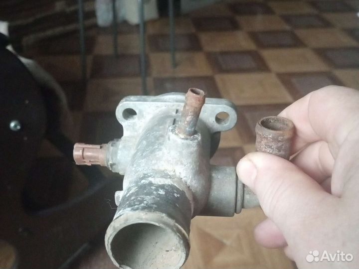 Сузуки лиана патрубок водяной